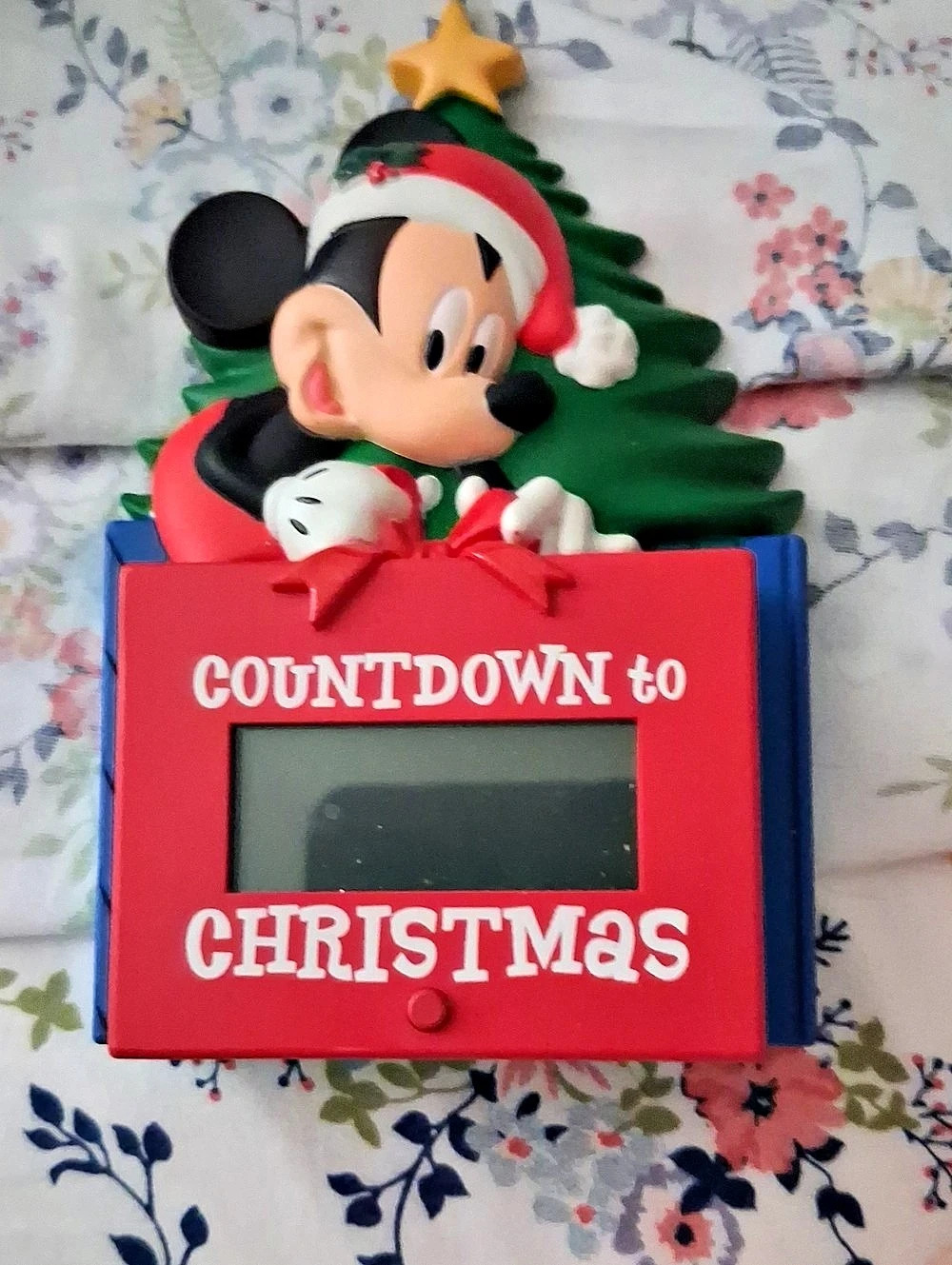 BNNB Disney Mickey Mouse Christmas Countdown Decor